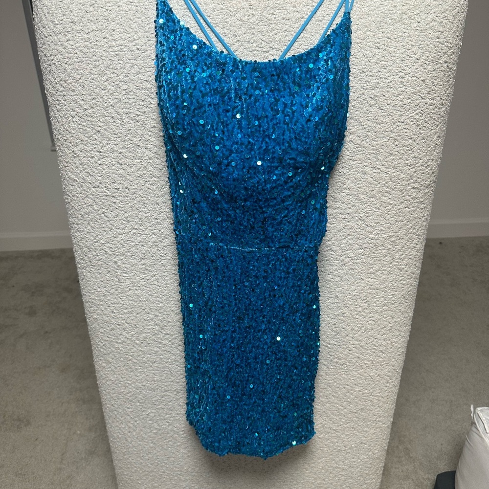 Elegant Blue Sequin Dress